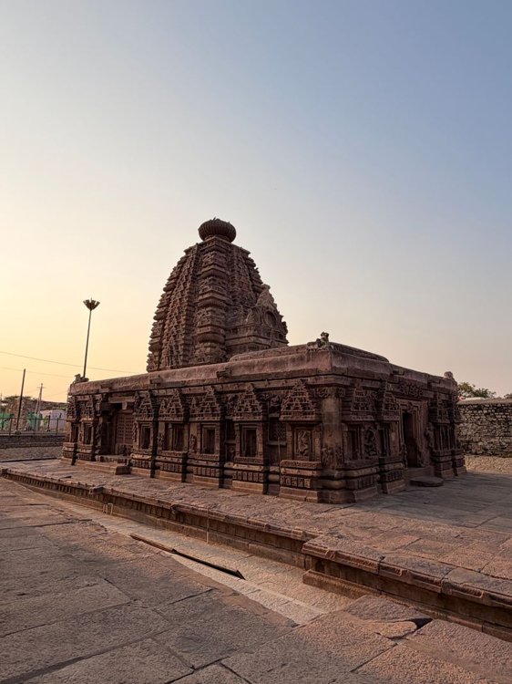 Representative Indian temple photography — placeholder